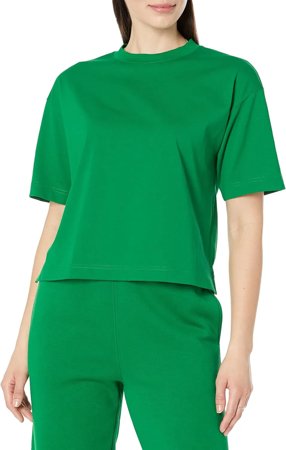 Amazon Essentials Women's Organic Cotton Drop Shoulder Relaxed Boxy Short-Sleeve T-Shirt (Available in Plus Size)