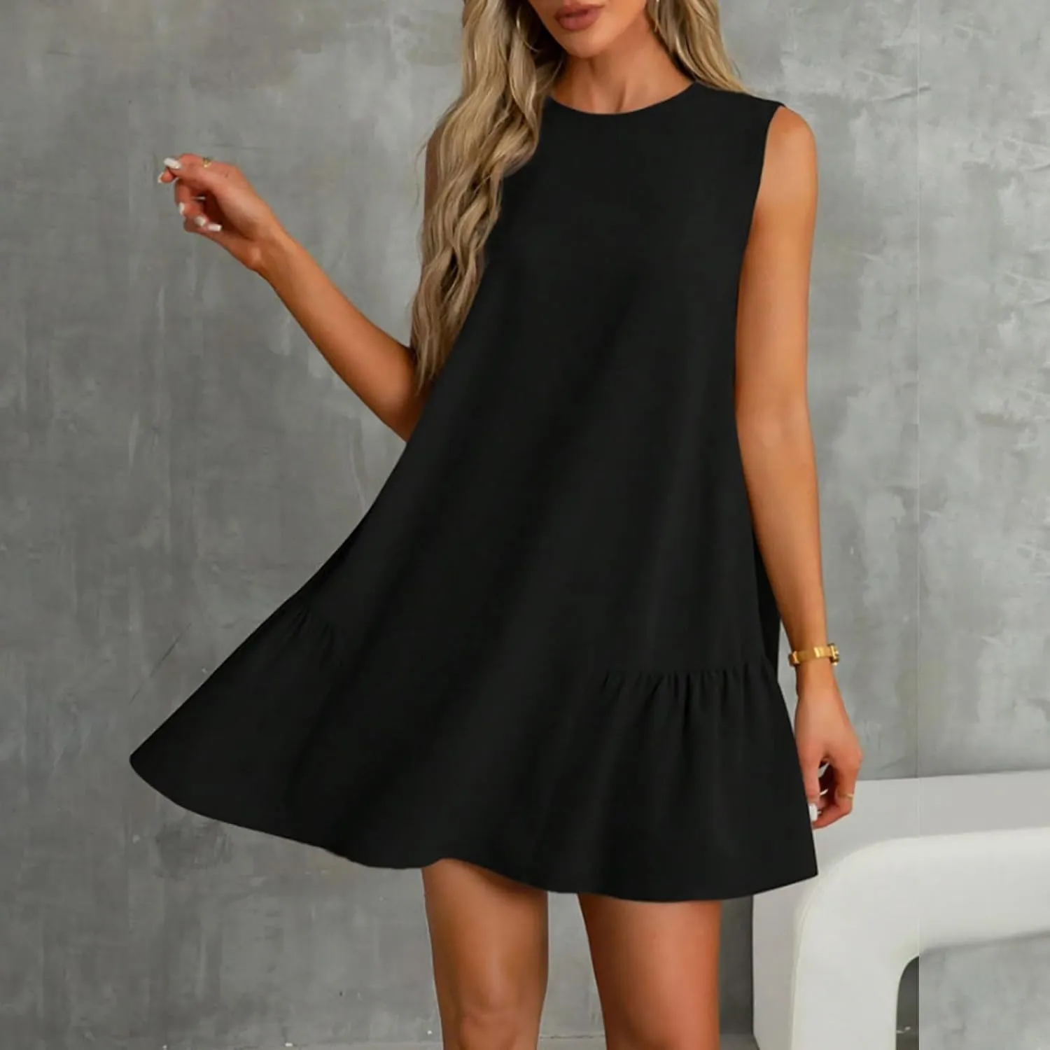 Womens Summer Dresses 2025 Casual Sleeveless Solid Color Dress Vacation Loose Round Neck Pleated Beach Sundress
